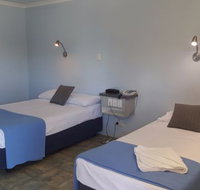 Queens Beach Hotel - Accommodation Brisbane