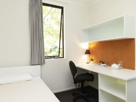 Sydney University Village - Accommodation Brisbane 1