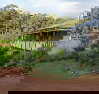 Blue House Bed and Breakfast - Accommodation Brisbane