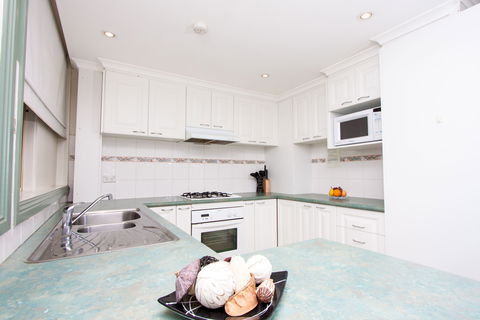 Canberra Short Term And Holiday Accommodation - Accommodation Brisbane 4