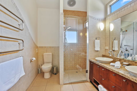 Chocolate Gannets - Accommodation Brisbane 4