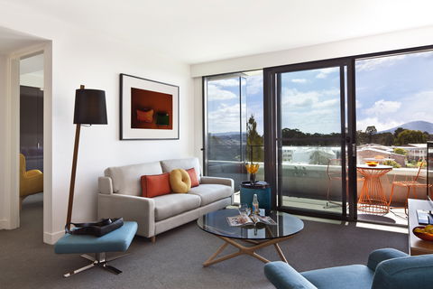 East Hotel + Apartments - Accommodation Brisbane 2