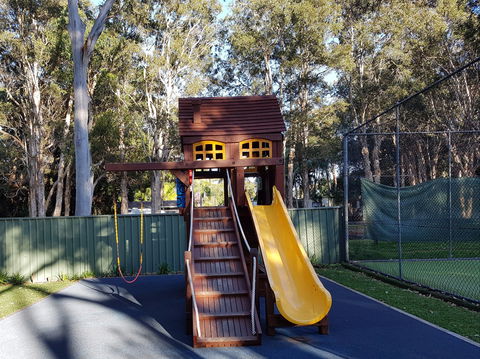 Flynns Beach Resort - Accommodation Brisbane 1