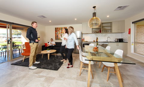 Howlong Country Golf Club Motel - Accommodation Brisbane 0
