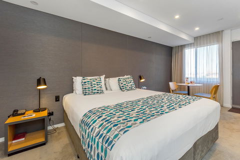Quality Hotel Lighthouse - Accommodation Brisbane 2