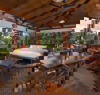 Rose Gums Wilderness Retreat - Accommodation Brisbane