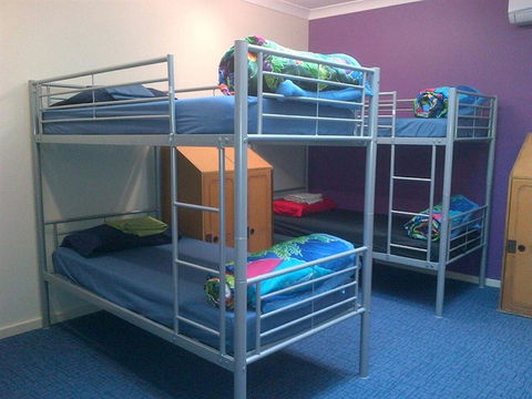 The Entrance Backpackers - Accommodation Brisbane 0