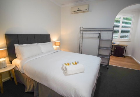 The Platypus Accommodation And Cafe - Accommodation Brisbane 8
