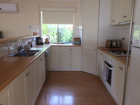 The Shack@Normanville - Accommodation Brisbane 3