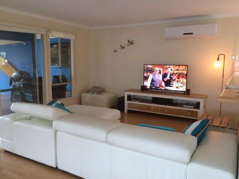 The Shack@Normanville - Accommodation Brisbane 4