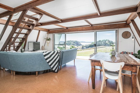 The A Frame - Accommodation Brisbane 2