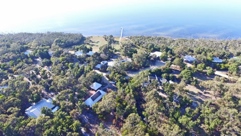 Waterfront Retreat At Wattle Point - Accommodation Brisbane 0
