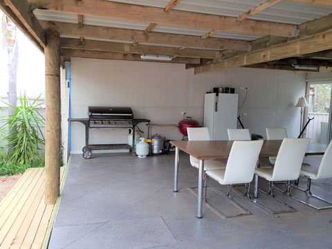 Cactus Hill - Accommodation Brisbane 2