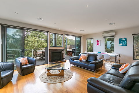 L'Vista Lorne - Accommodation Brisbane 0