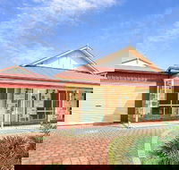 Marina Cove on Janz - Accommodation Brisbane