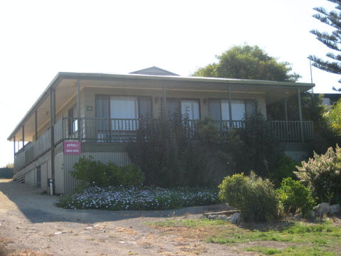 Morala - Accommodation Brisbane 0