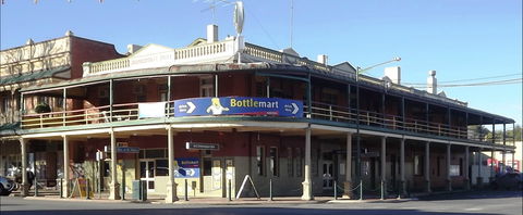 Murrumbidgee Hotel - Accommodation Brisbane 0