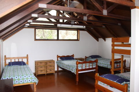 Salty Towers - Accommodation Brisbane 2