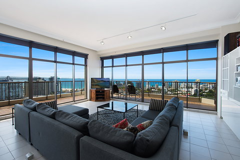 Seascape Penthouse - Accommodation Brisbane 0