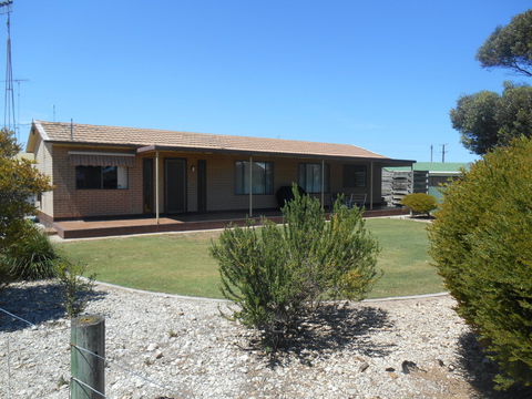 Shell Shack - Accommodation Brisbane 0