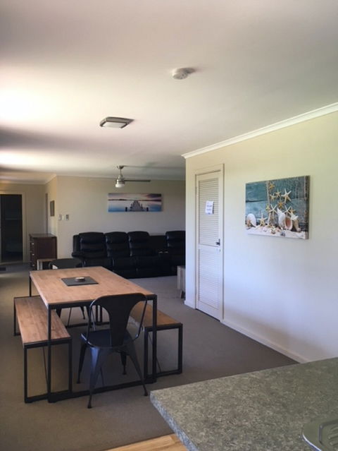 Shell Shack - Accommodation Brisbane 2