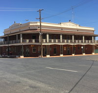 Tottenham Hotel - Accommodation Brisbane