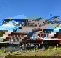 Tree House - The - Accommodation Brisbane