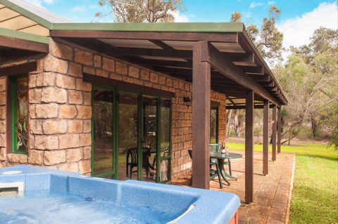 Yelverton Brook Eco Spa Retreat And Conservation Sanctuary - Accommodation Brisbane 1