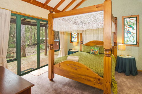 Yelverton Brook Eco Spa Retreat And Conservation Sanctuary - Accommodation Brisbane 2