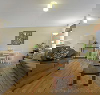 Akora Flats - Accommodation Brisbane