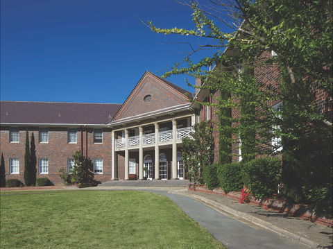 Brassey Hotel - Accommodation Brisbane 1