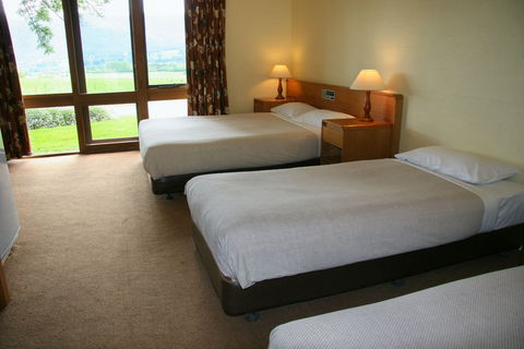 Mountain Creek Motel Bar And Restaurant - Accommodation Brisbane 2