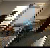 Roydons Motor Inn - Accommodation Brisbane