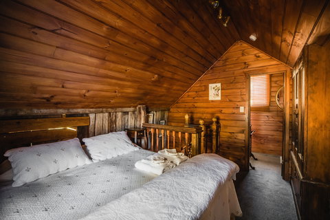 The Boiling Billy Barn - Accommodation Brisbane 1