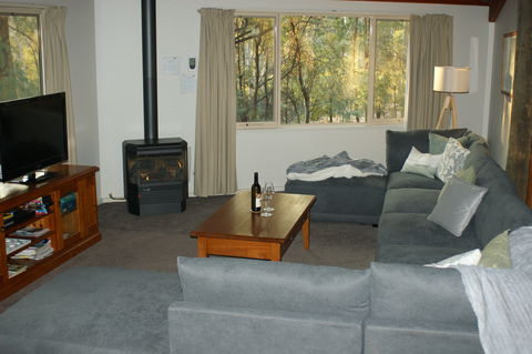 The Polehouse - Accommodation Brisbane 1