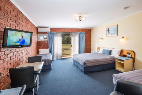 Torquay Tropicana Motel - Accommodation Brisbane 1