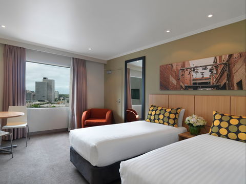 Travelodge Hotel Melbourne Southbank - Accommodation Brisbane 1