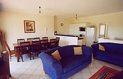 A Beachfront Villa Rockingham - Accommodation Brisbane 0