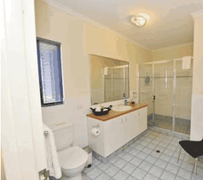 Ochre Moon - Accommodation Brisbane 1