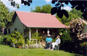 Poppys Cottage B&B - Accommodation Brisbane 0