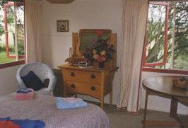 Poppys Cottage B&B - Accommodation Brisbane 2