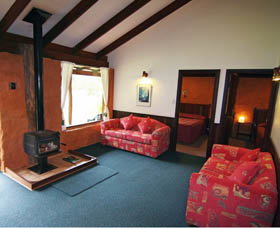 Pump Hill Farm Cottages - Accommodation Brisbane 2