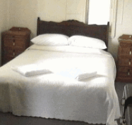 Ayr Sailean - Accommodation Brisbane