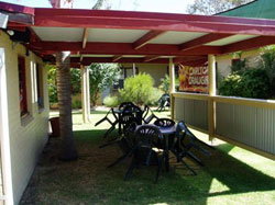 Yarloop Hotel - Accommodation Brisbane 2