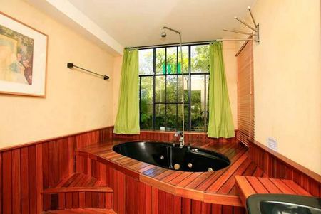 Mulberry Mansion - Accommodation Brisbane 1