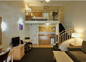 All Seasons Cairns - Accommodation Brisbane 2