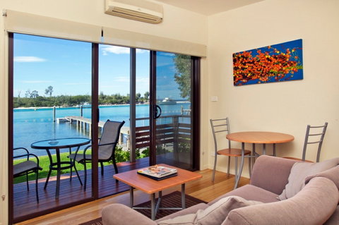 Anglesea Lodge - Accommodation Brisbane 0