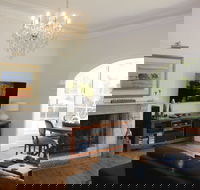 Cambourne Country House - Accommodation Brisbane