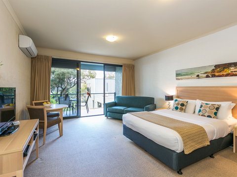 Chatby Lane Lorne - Accommodation Brisbane 0