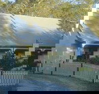 Country Pleasures Bed and Breakfast - Accommodation Brisbane